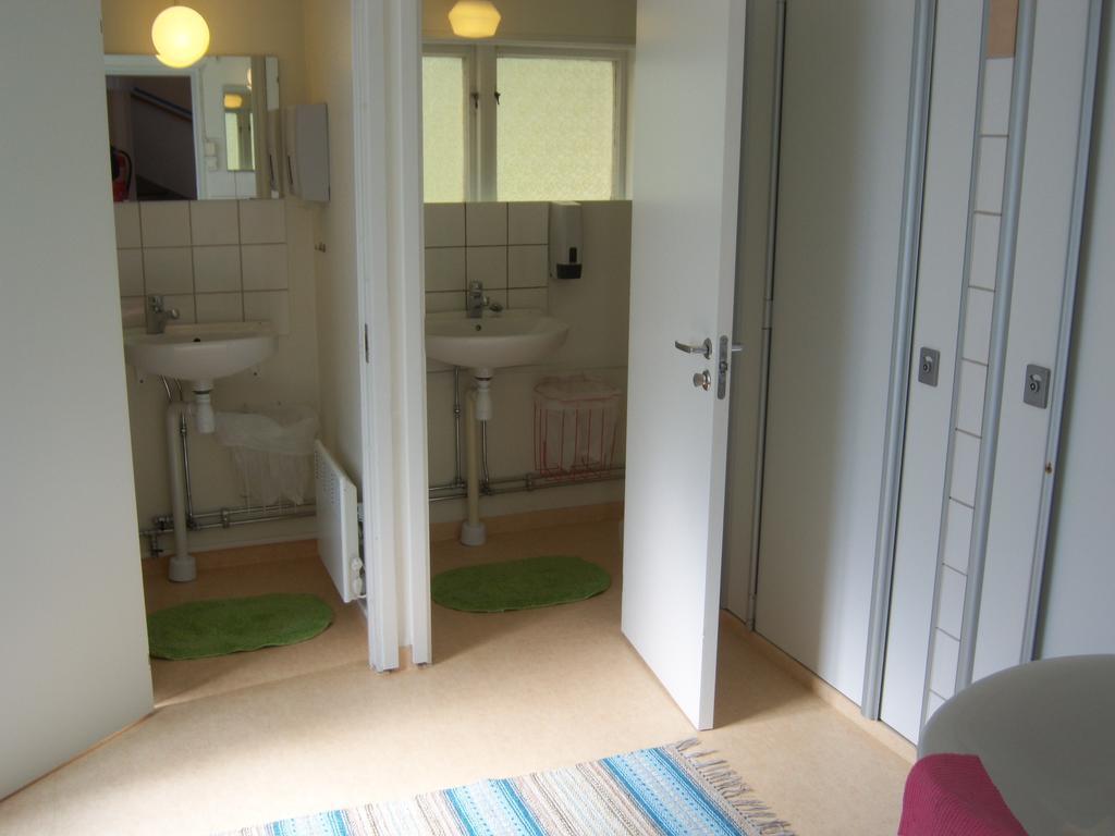 Stf Vandrarhem Mangelgarden Soderkoping Quarto foto